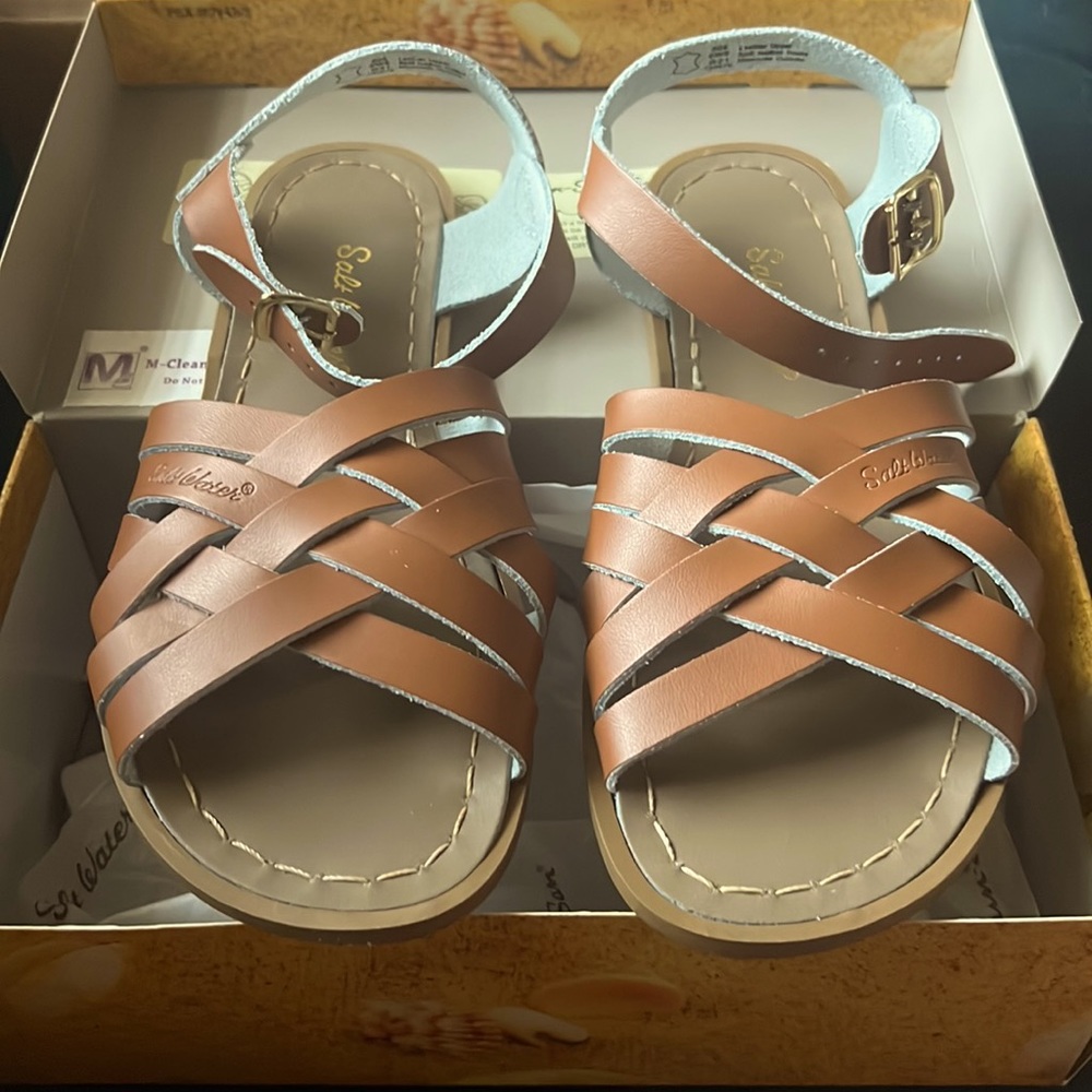 Salt Water Sandals - Retro- Size 8
